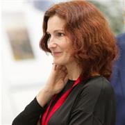 Docente di storia impartisce lezioni di storia a tutti i livelli e lingua russa